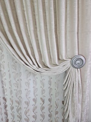 5M Checkmate Fawn with Linen voil